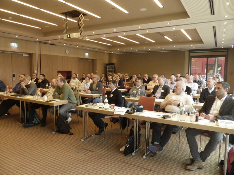 Nach einer prägnanten Zusammenfassung aller Vorträge durch den Moderator des Technik-Forums, Nikolaus Reichenbach von der August Faller GmbH & Co. KG, zogen die Teilnehmer das Fazit, dass ihnen das Forum  erneut zahlreiche Gelegenheiten geboten habe, sich zu informieren und sich auszutauschen. (Bild: FFI)