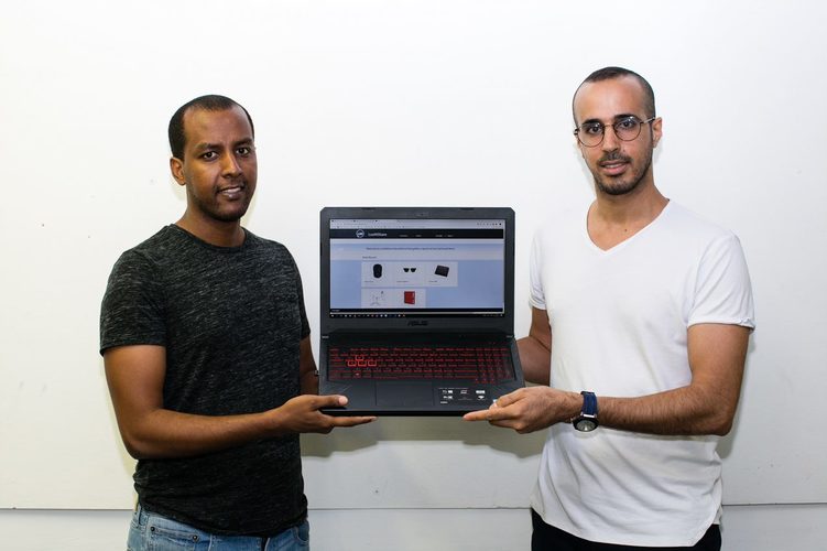 حلا يرين, ليكاونت بنتيهون                 - "LostNShare"                