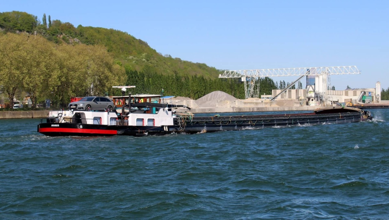 06c9c8802e4a3fd16c0b18cf7-https://s3.eu-central-1.amazonaws.com/shipbroker/boats/06c9c8802e4a3fd16c0b18cf7/kylqm6zi.jpeg