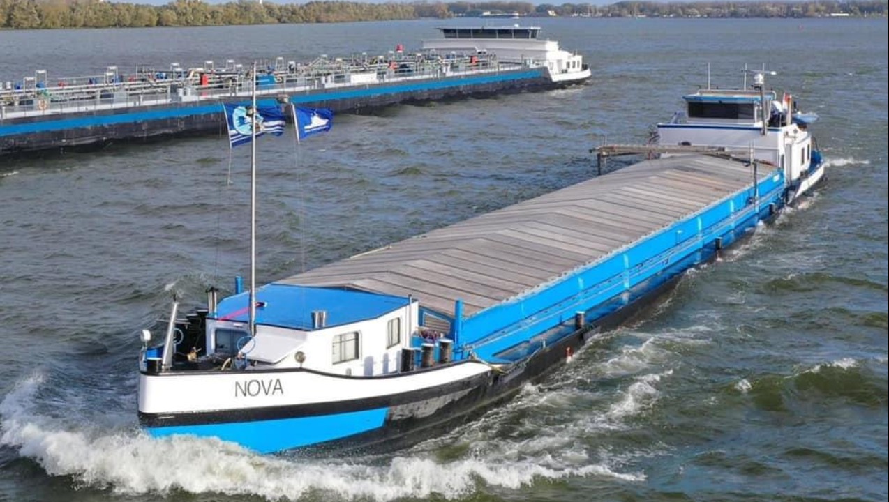 55f671656c8a68769156101f7-https://s3.eu-central-1.amazonaws.com/shipbroker/boats/55f671656c8a68769156101f7/l4qt995v.jpeg