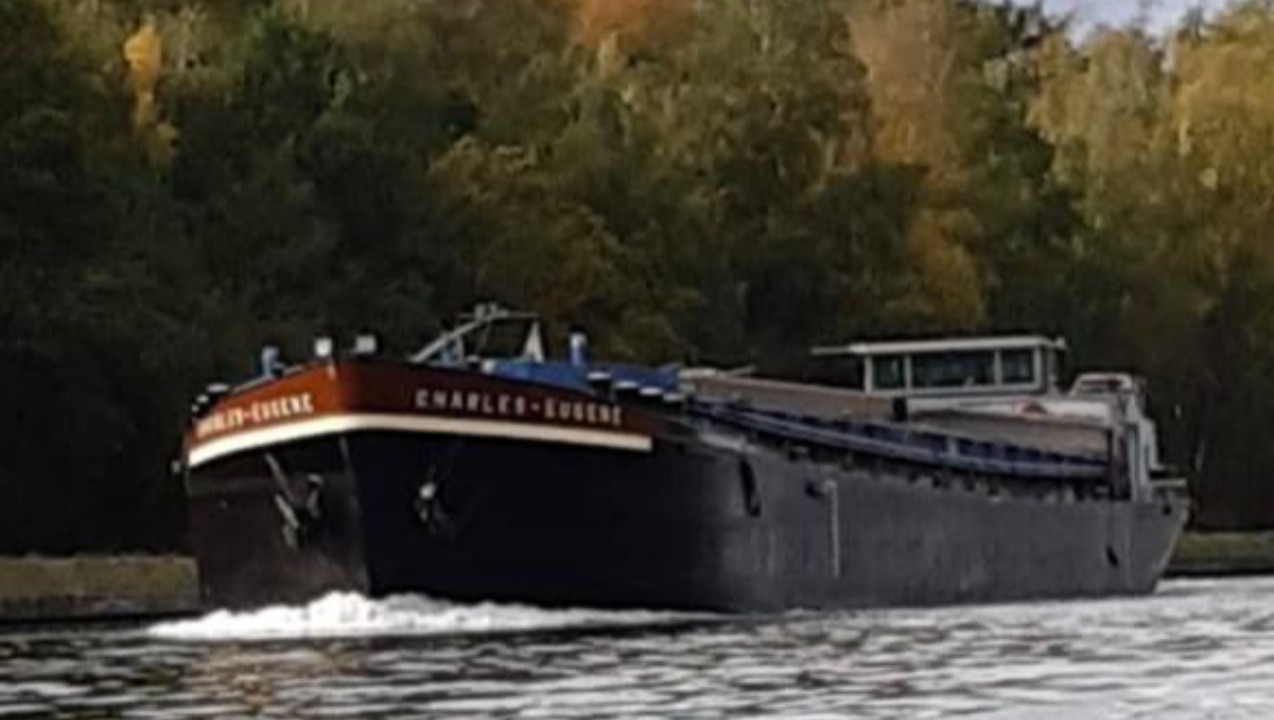 7c5ca5f81bf05f312175d2c01-https://s3.eu-central-1.amazonaws.com/shipbroker/boats/7c5ca5f81bf05f312175d2c01/kgm3hfa0.jpeg