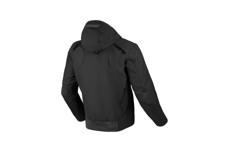 Motorjas Macna, Atracor