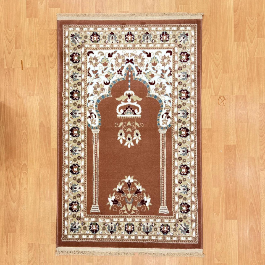 Geleneksel Motifli Yünlü Seccade Kiremit