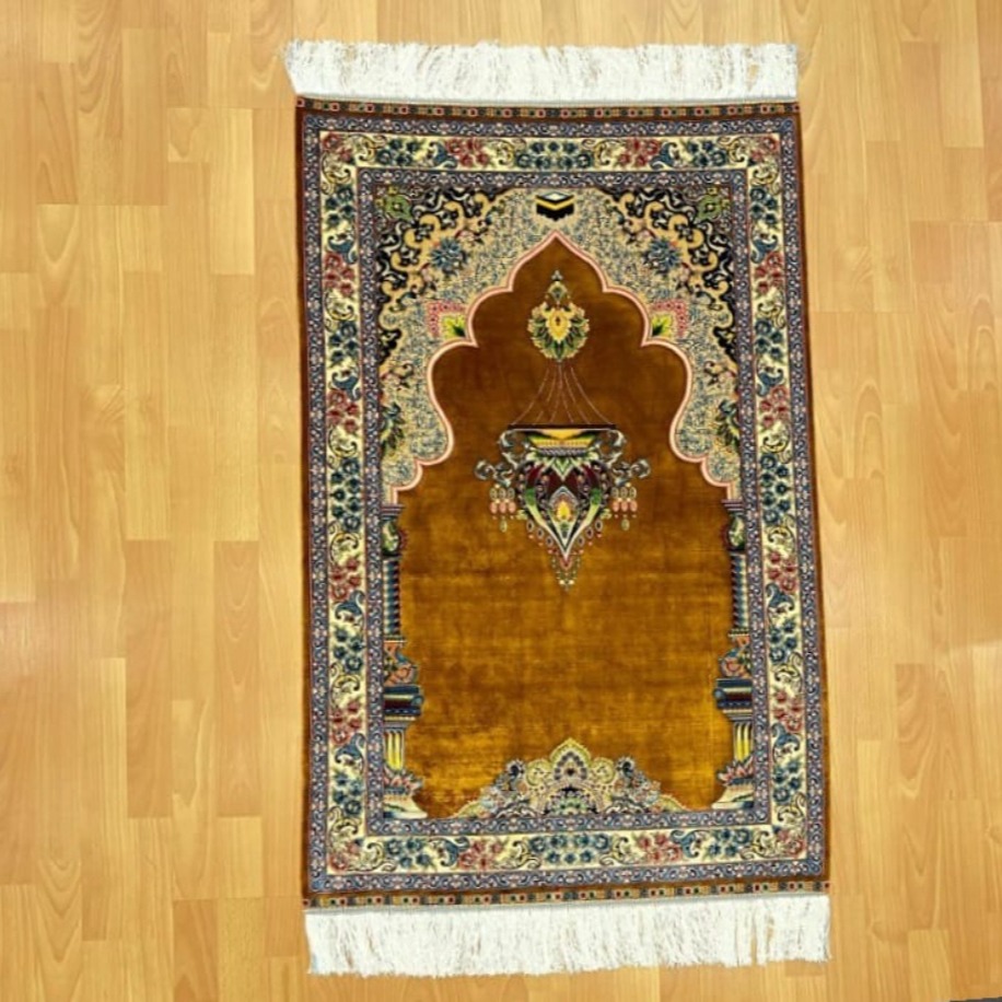 Kandil Motifli Mihraplı İran İpek Seccade Hardal 