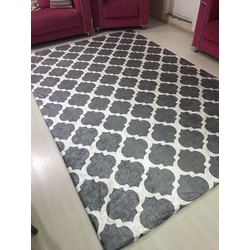 Lastikli Hali Ortusu Sarar 4m2 Etnik Beyaz Gri Fiyatlari Ve Ozellikleri