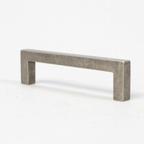 Handtag, Elito "Regale", tennoxidfinish, Nr 100124, C/C mått 96 mm, 105 x 27 mm, goods 9 mm, ca 40st på auktion i Skåne hos Sikö Auktioner