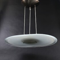 Taklampa, Studio Design Italia, 1990-tal, längd 65 cm på auktion i Skåne hos Sikö Auktioner