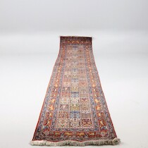 Gallerimatta, handknuten, Iran, 388 X 80 cm på auktion i Skåne hos Sikö Auktioner