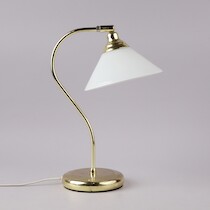 Bordslampa gulmetall & glas H=39 på auktion i Skåne hos Sikö Auktioner