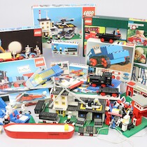 Lego, 1970-tal, originalkartonger på auktion i Skåne hos Sikö Auktioner