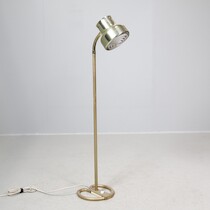 Golvlampa Ateljé Lyktan på auktion i Skåne hos Sikö Auktioner