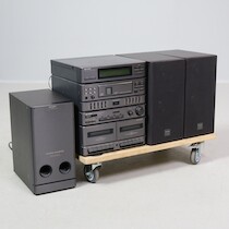 Sharp stereo på auktion i Skåne hos Sikö Auktioner