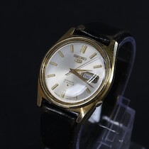 Armbandsur, Seiko 5, automatic, 1970-tal, dubblé, dag och datum, bredd 36 mm på auktion i Skåne hos Sikö Auktioner