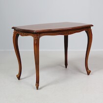 Soffbord rokokostil 88 x 58 H= 63 på auktion i Skåne hos Sikö Auktioner