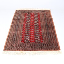 Matta, handknuten, Pakistan, 180x126 på auktion i Skåne hos Sikö Auktioner