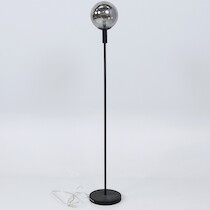 Golvlampa, 2000-tal, höjd 150 cm på auktion i Skåne hos Sikö Auktioner