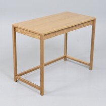 Skrivbord, Mio, 2000-tal, längd 100 cm, djup 51 cm, höjd 75 cm på auktion i Skåne hos Sikö Auktioner