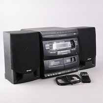 Sharp stereo på auktion i Skåne hos Sikö Auktioner