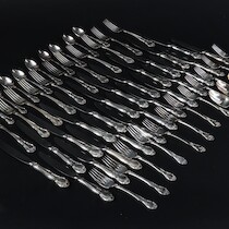 Bestickservis, nysilver, 1900-talets andra hälft på auktion i Skåne hos Sikö Auktioner