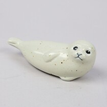 Lisa Larson, figurin, Gustavsberg, glaserat stengods, längd 16 cm på auktion i Skåne hos Sikö Auktioner