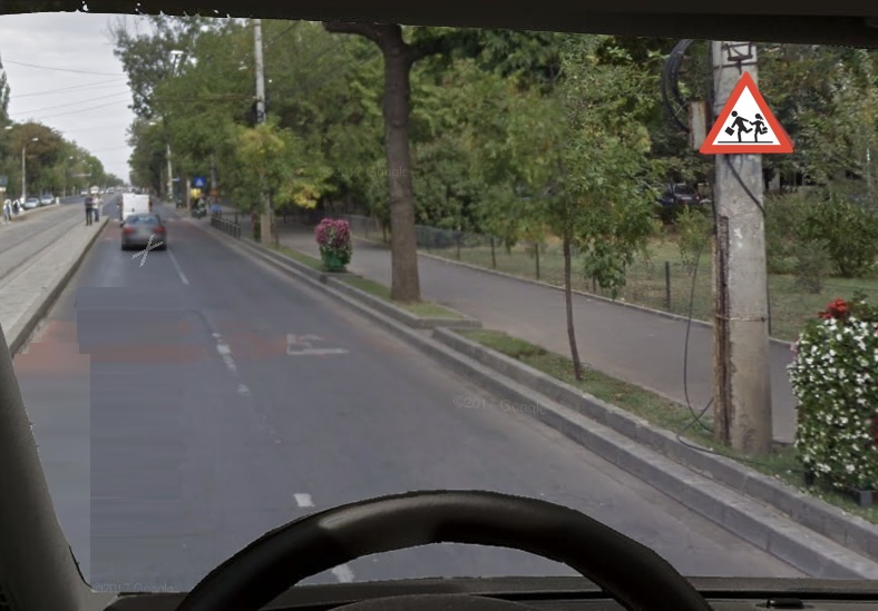 Indicatorul alăturat se instalează în apropierea