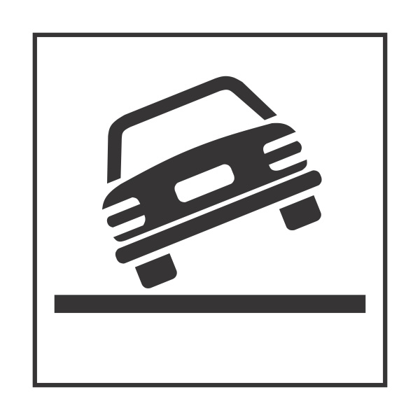 Se amplasează sub indicatorul de avertizare „Curbă la dreapta” (sau în zone cu pante/rampe și denivelări pronunțate). Avertizează conducătorii de autovehicule cu centrul de greutate ridicat (autocamioane, TIR-uri, autocare) că există un risc major de răsturnare pe partea stângă din cauza forței centrifuge sau a înclinației drumului.
Conduită: Redu semnificativ viteza înainte de înscrierea în curbă sau pe sectorul de drum respectiv. Conducătorii de vehicule grele sau agabaritice trebuie să ruleze cu prudență sporită pentru a contracara efectul forței centrifuge.