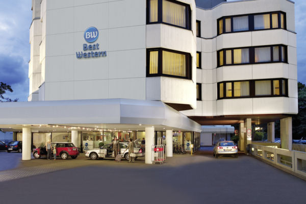 0028 960x540 trier bestwestern aussenansicht 21 01 19