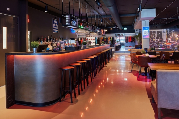 Racesquare 22 mei 1371 HDR 1 s RGB full HD 1920x1080px 1918x1155 1