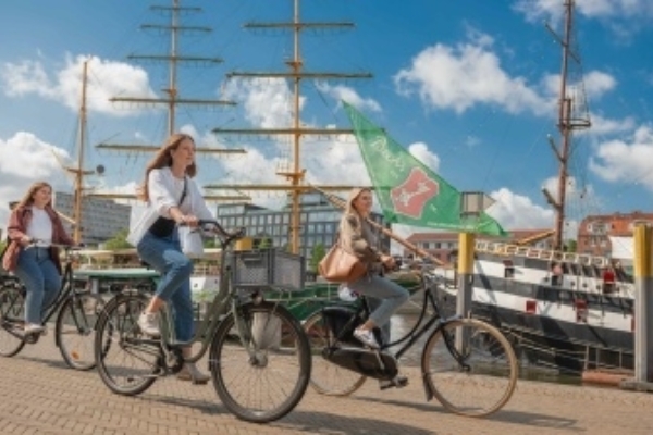 Bremen fahrrad schlachte wfb melanka helms jacobs 8504218