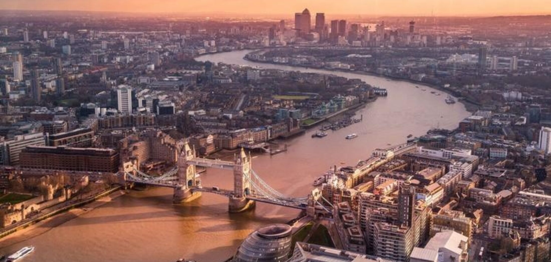 Hero image for London 4 dgn Lovely City 16/49 pers.
