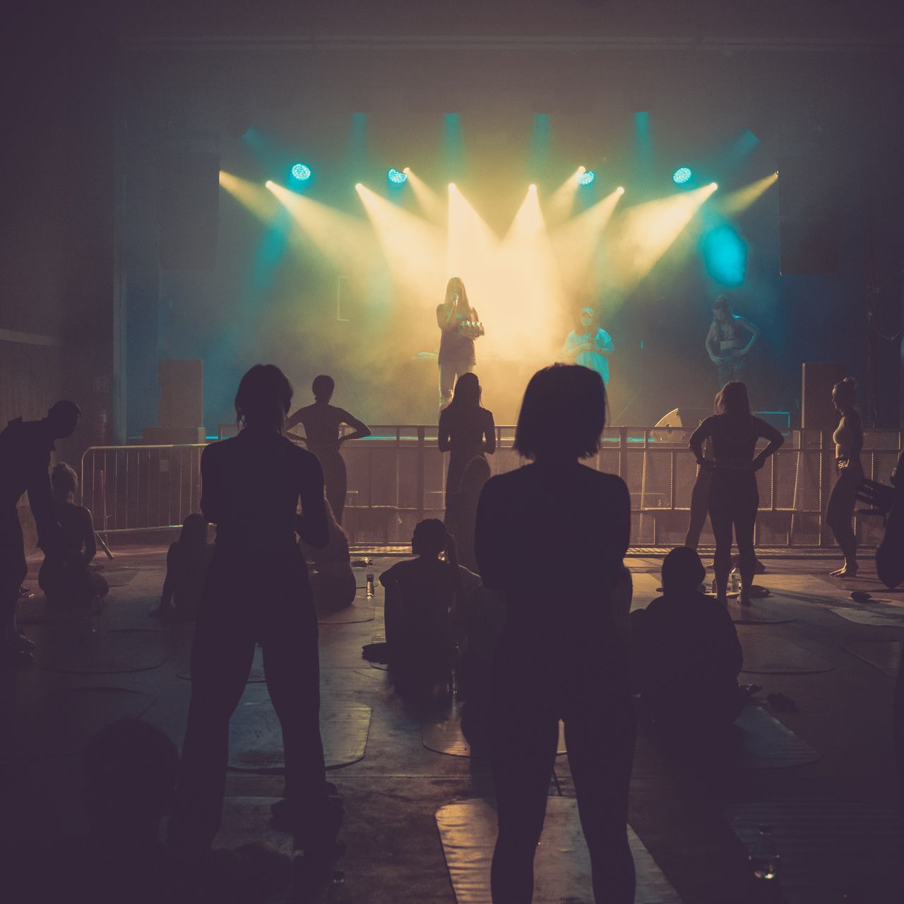 TECHNO YOGA W KRAKÓWIE, HYPE PARK 