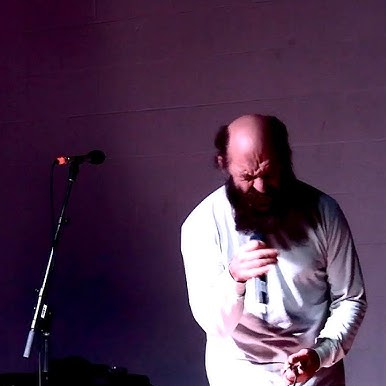 Chik White l 22.04 l Klubojadalnia Młodsza Siostra