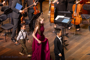 Alexander TS Lam, Tatjana Filimonova, Benjamin Li