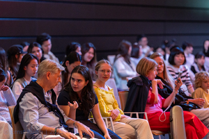 Kimia Corke, Tatjana Filimonova