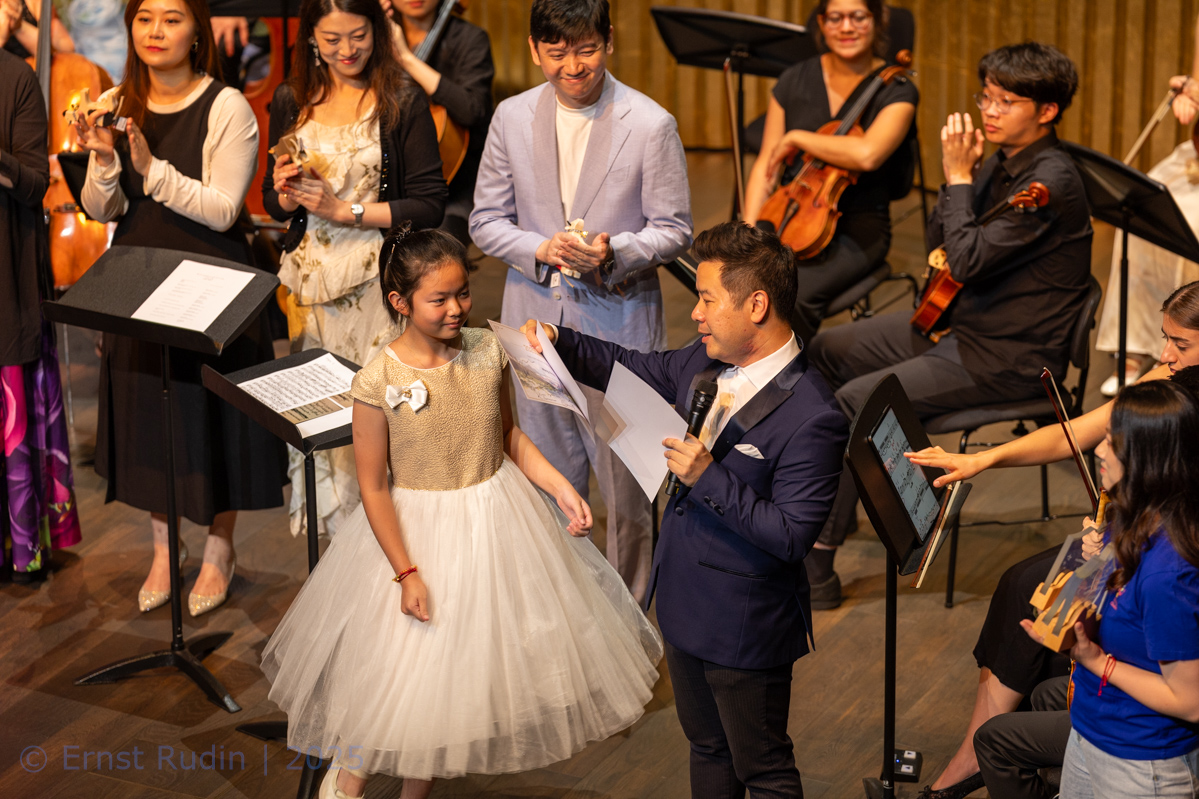 Honours: Presentation of Prizes | Verleihung der Auszeichnungen