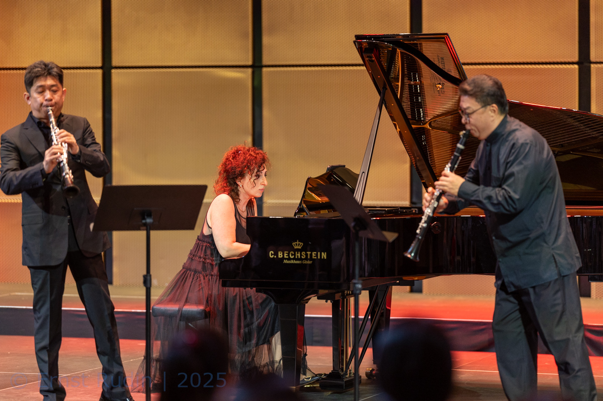 Franz Krommer: Concerto for two Clarinets in E-flat major, Op 35 - I allegro