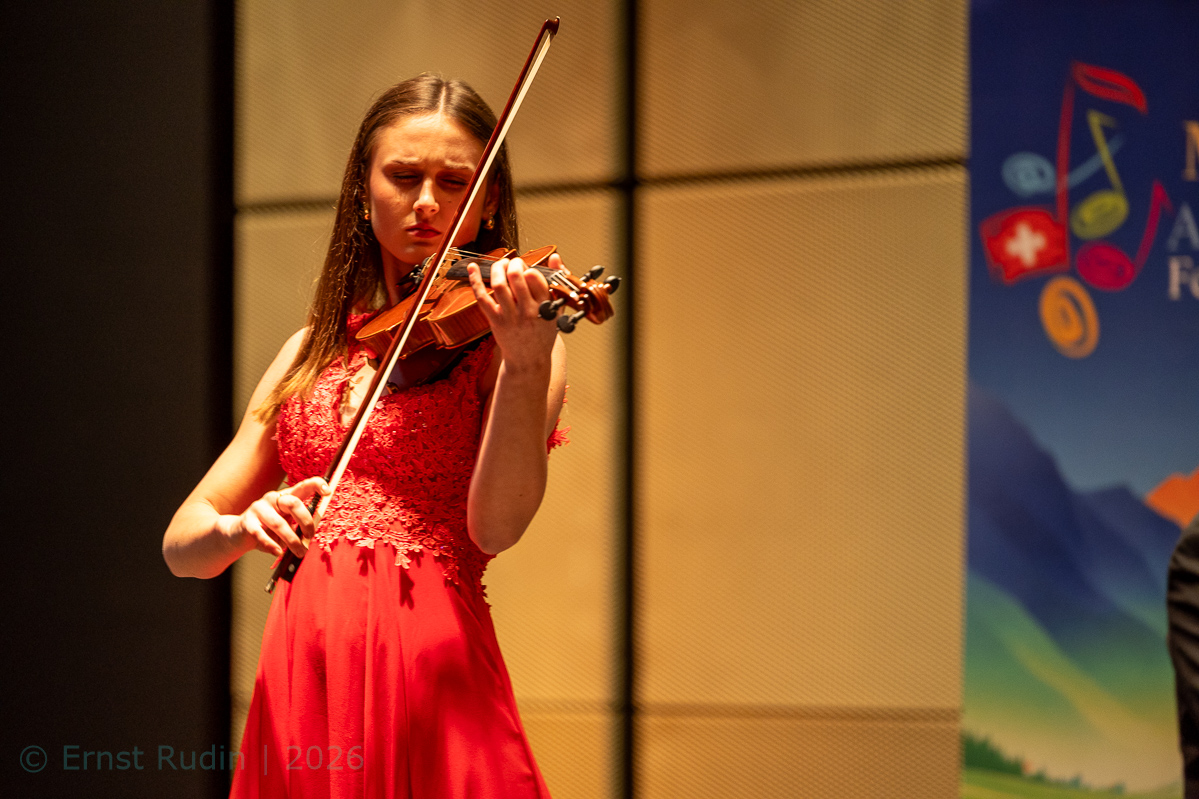 Antonina Musioł plays Mieczysław Weinberg, 
