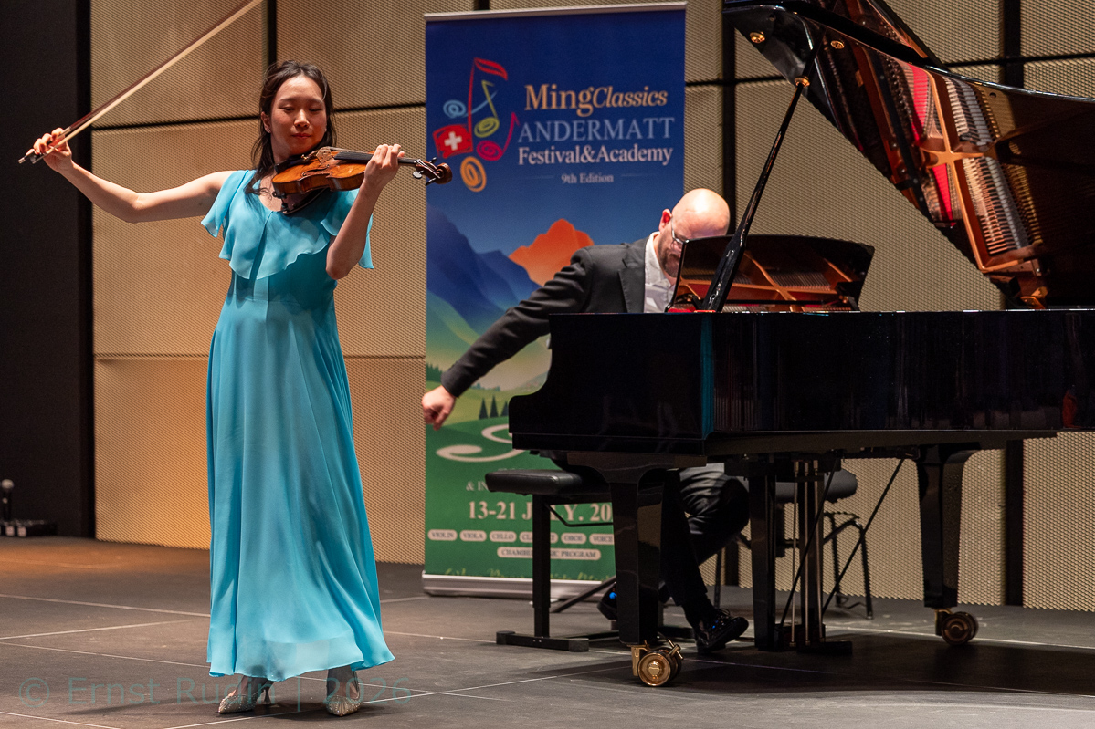 Jooha Choi plays Wieniawski