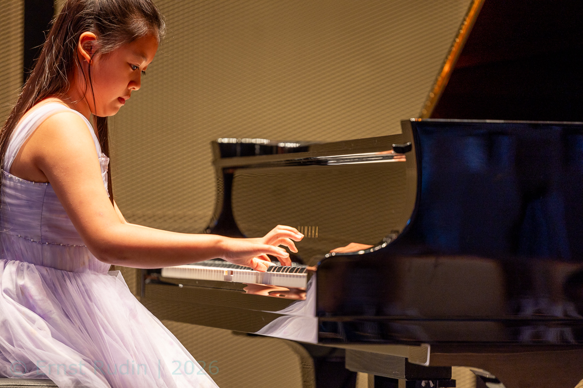 Sun Hanxi plays Liszt