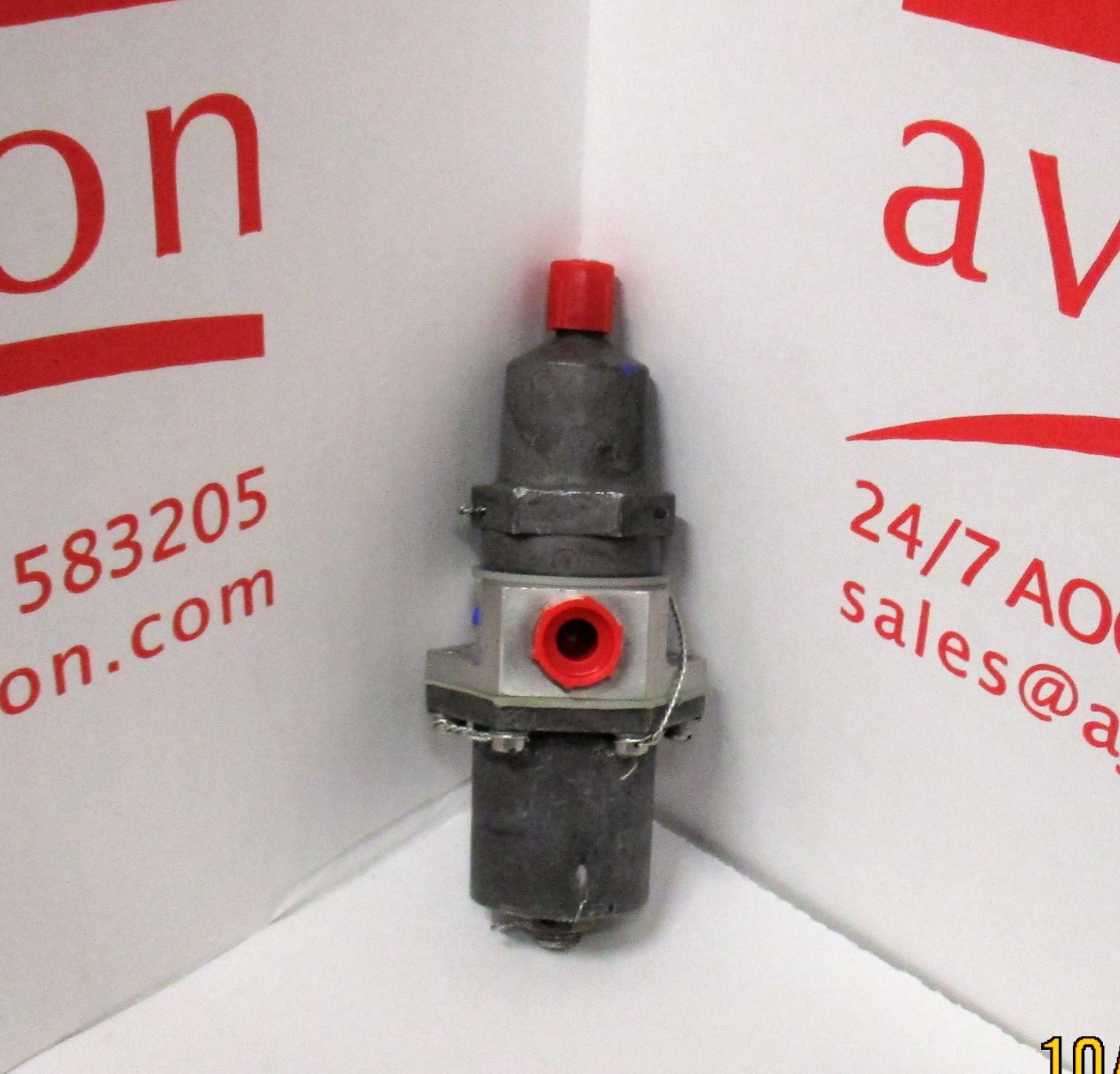 108032-8 - REGULATOR-AIR PRESSURE - Condition SV