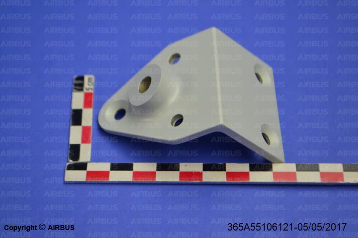 365A55106121 - FITTING LH - Condition NS