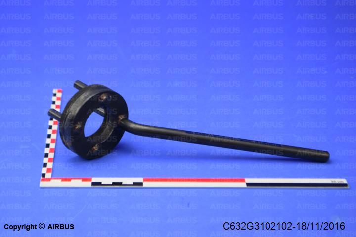 C632G3102102 - HOLDING,FLANGE,FAN - Condition NS