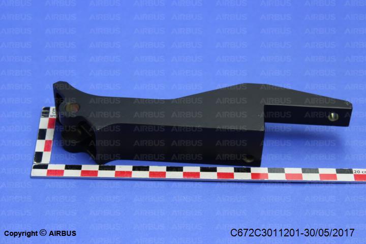 C672C3011201 - PEDAL LEVER,LEFT UPPER - Condition NS