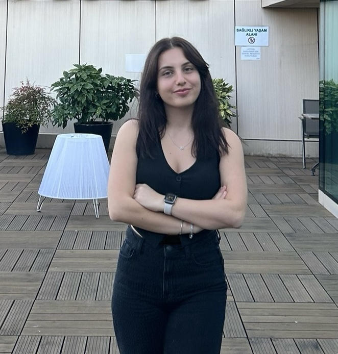 YGA Birbirini Geliştiren Kadınlar - User Image