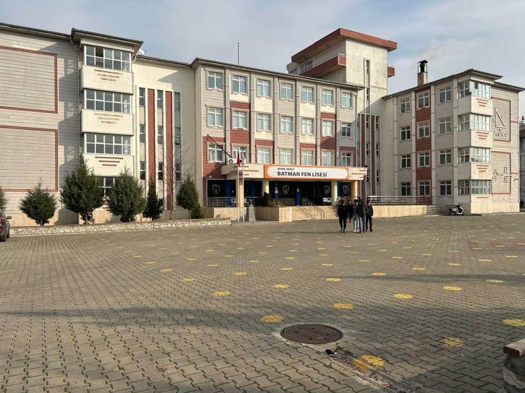 Batman Fen Lisesi cover photo