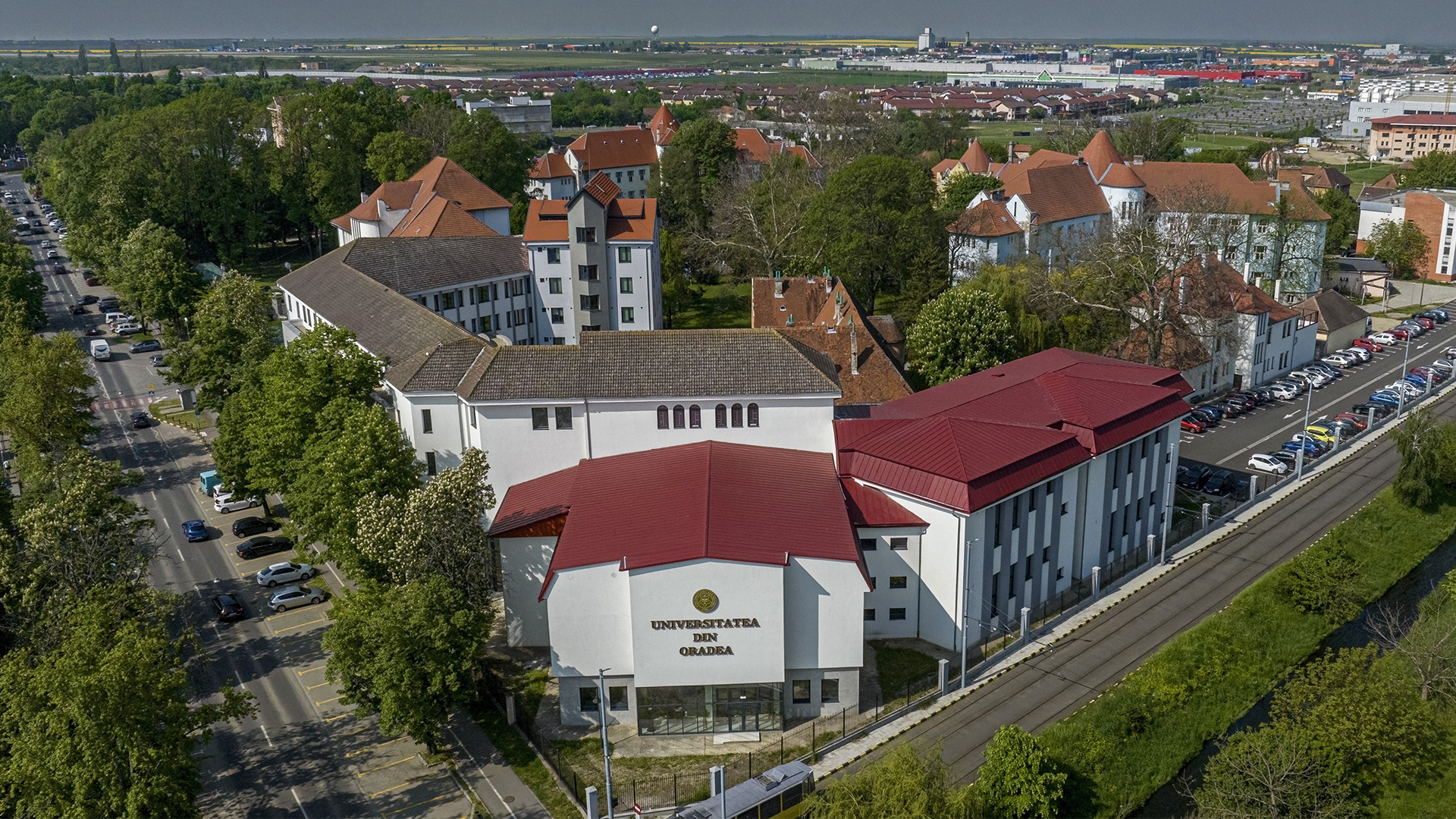 Universitatea din Oradea cover photo