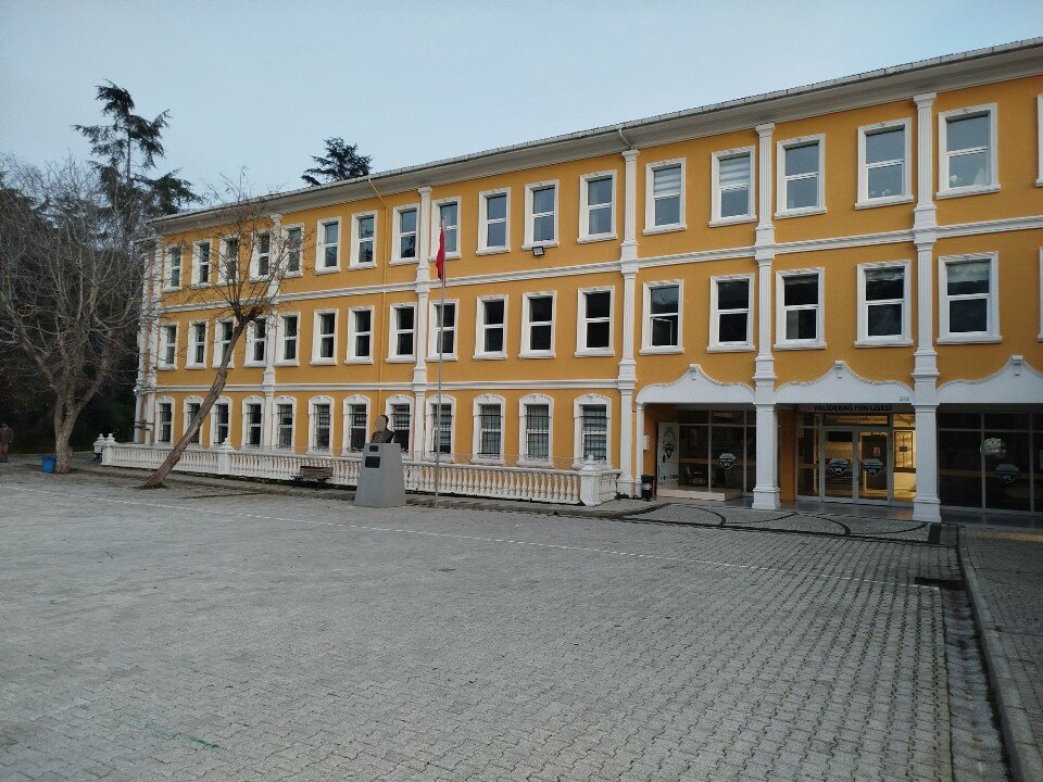 Validebağ Fen Lisesi cover photo