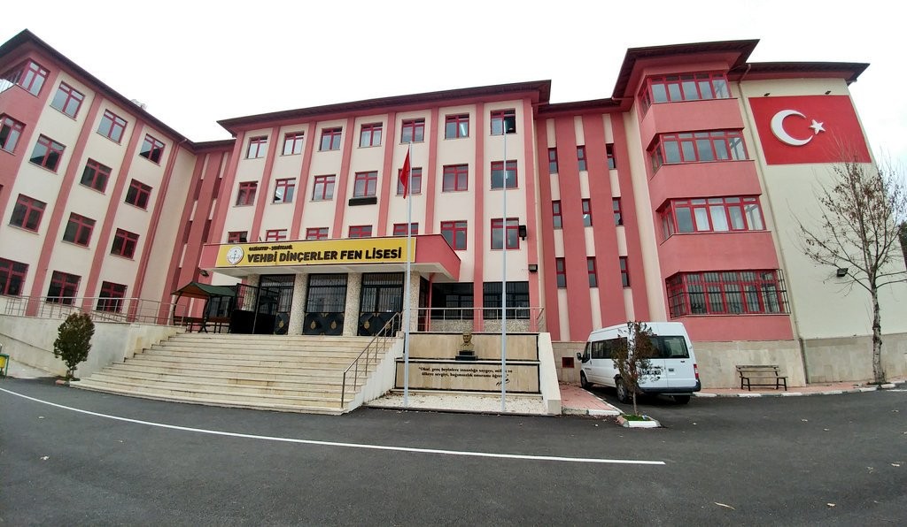 Gaziantep Vehbi Dinçerler Fen Lisesi cover photo