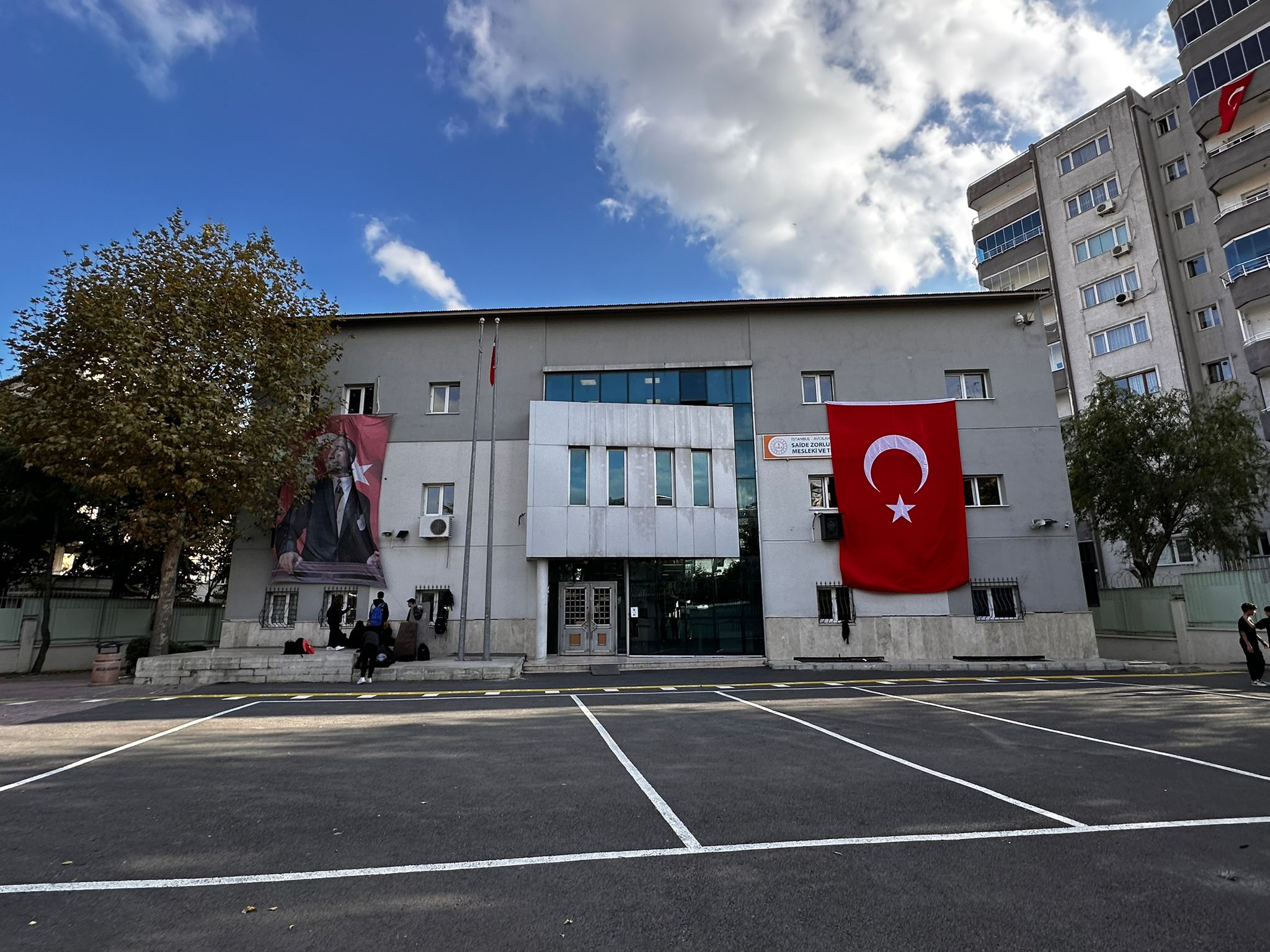 Saide Zorlu Ticaret Mesleki ve Teknik Anadolu Lisesi cover photo