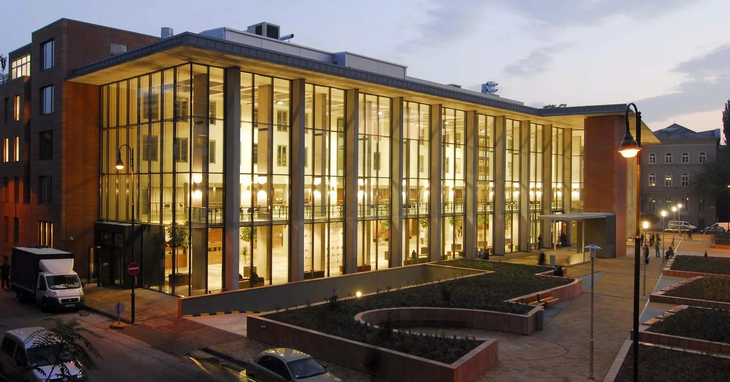 Semmelweis University cover photo
